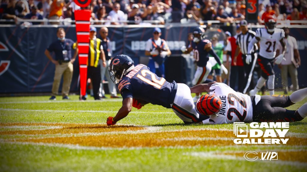 Bears defense picks off Burrow 3 times in fourth, gets first win of season