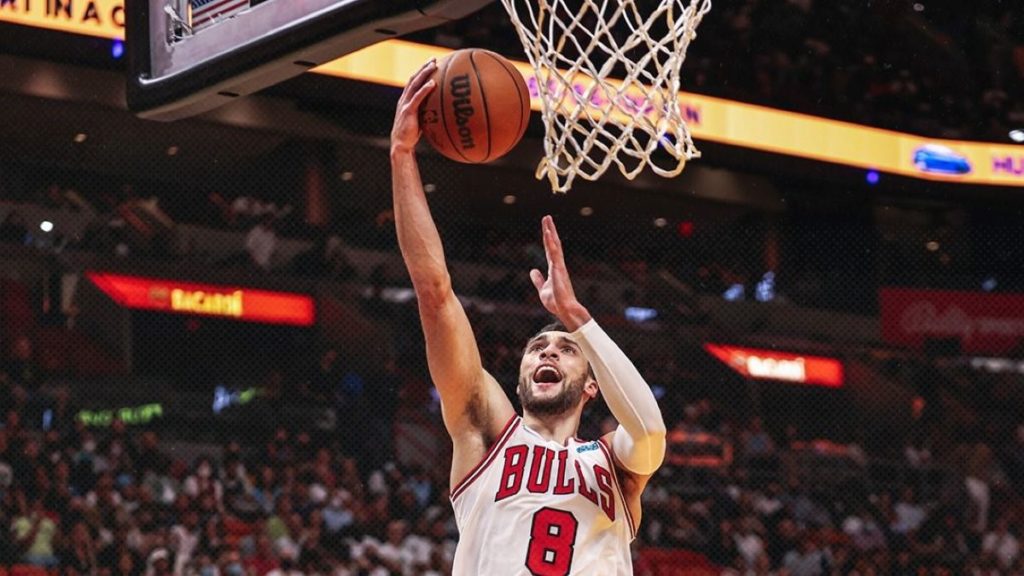 Bulls leave Miami with a Tough Loss