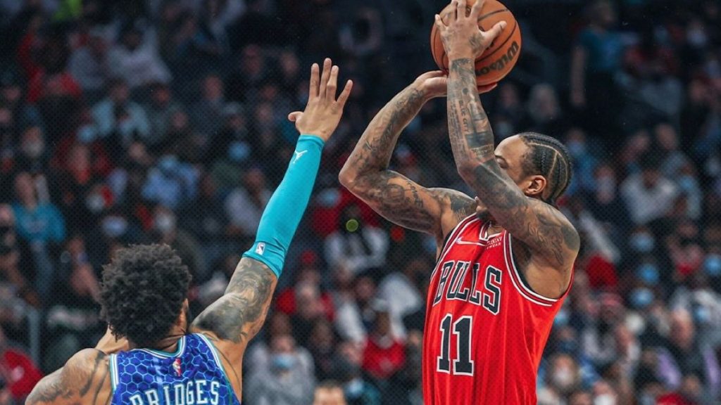 Bulls Break 2-Game Losing Streak with Big Win Against Hornets