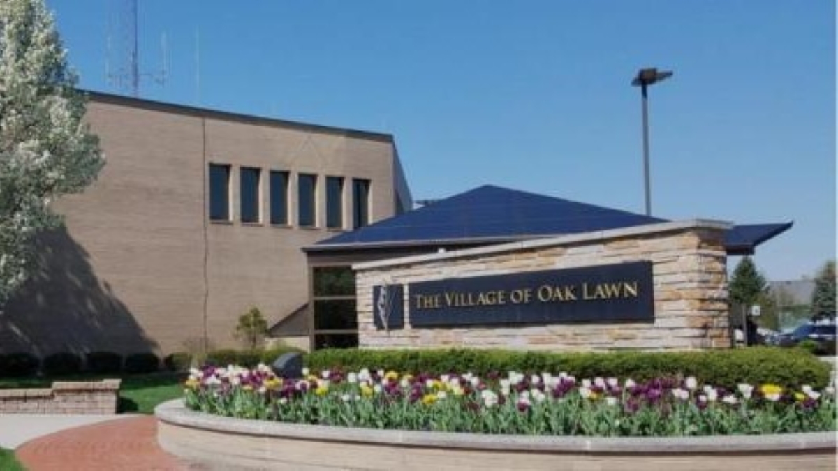 Oak Lawn Chamber of Commerce Hosts State of the Village Address