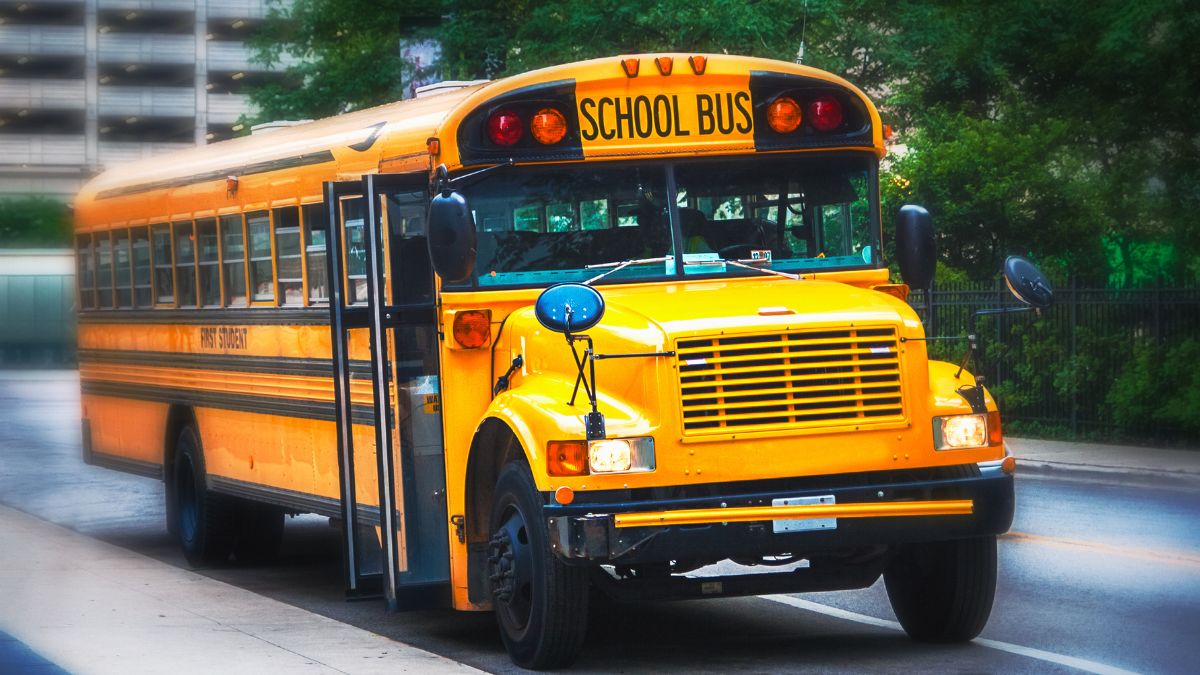 Funding Available for Illinois Schools to get Electric School Buses