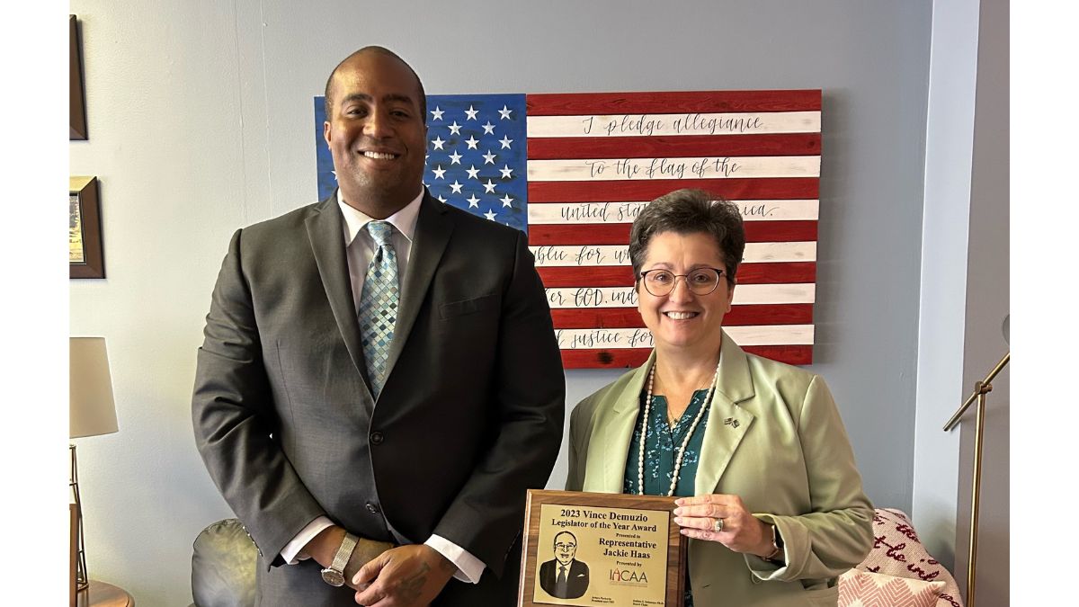 Haas Receives Legislator of the Year Award from IACAA